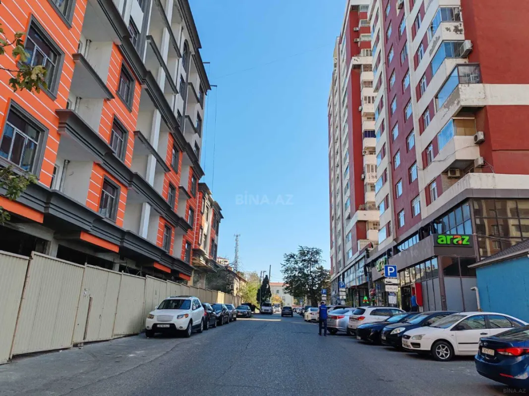 Satılır obyekt 108 m²