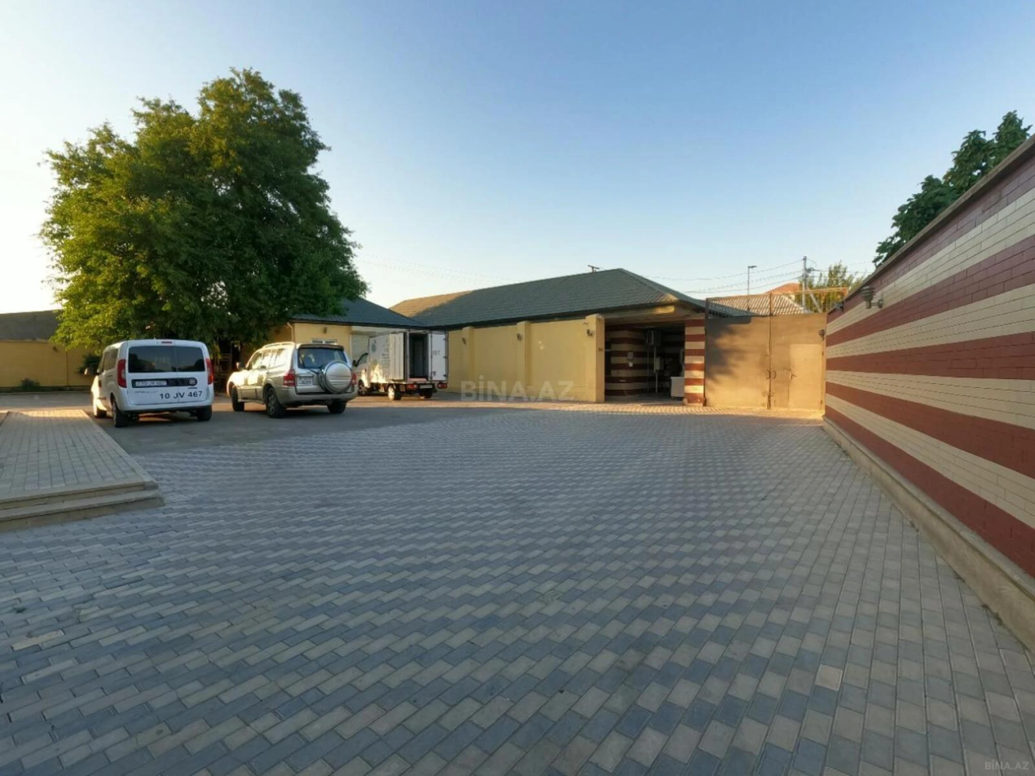 Kirayə verilir obyekt 1170 m²