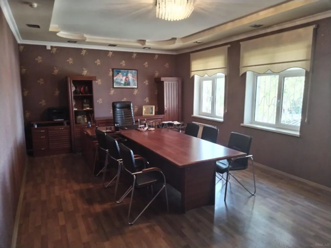 Kirayə verilir obyekt 1170 m²