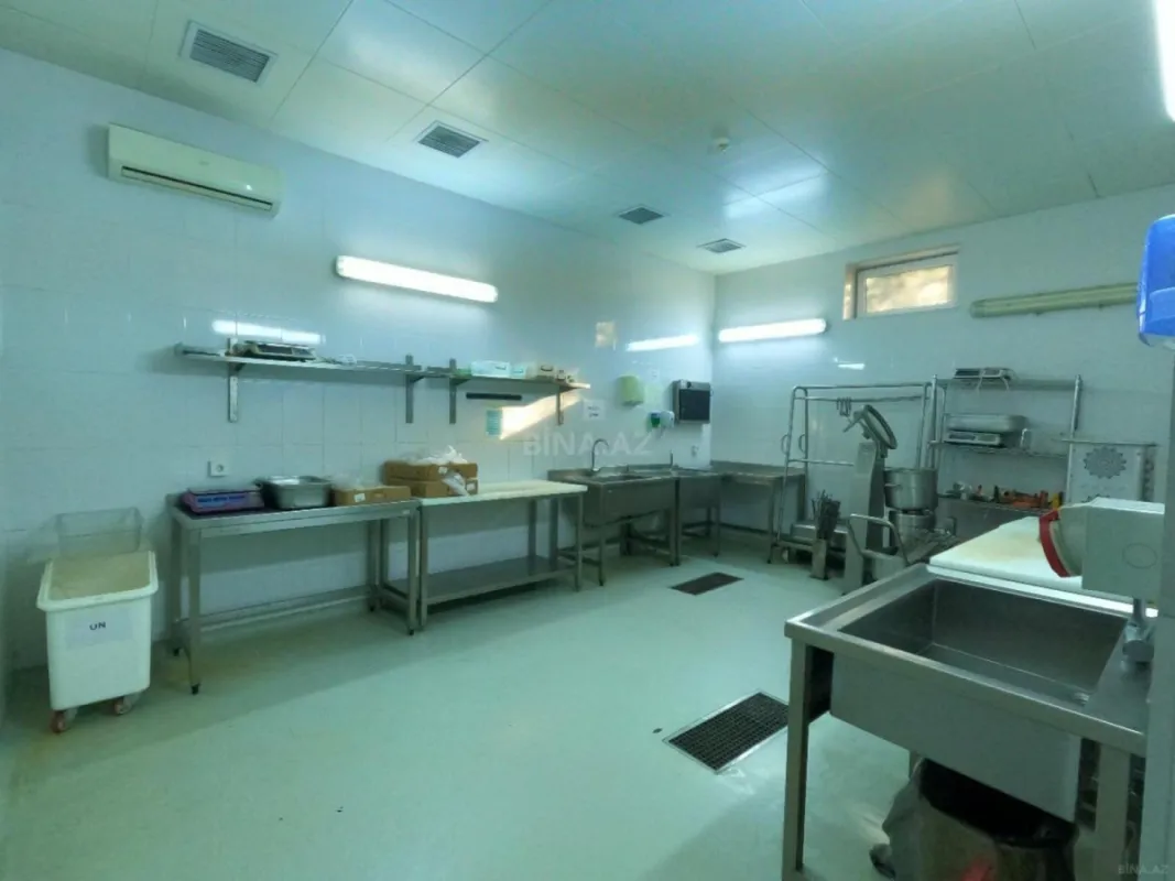 Kirayə verilir obyekt 1170 m²