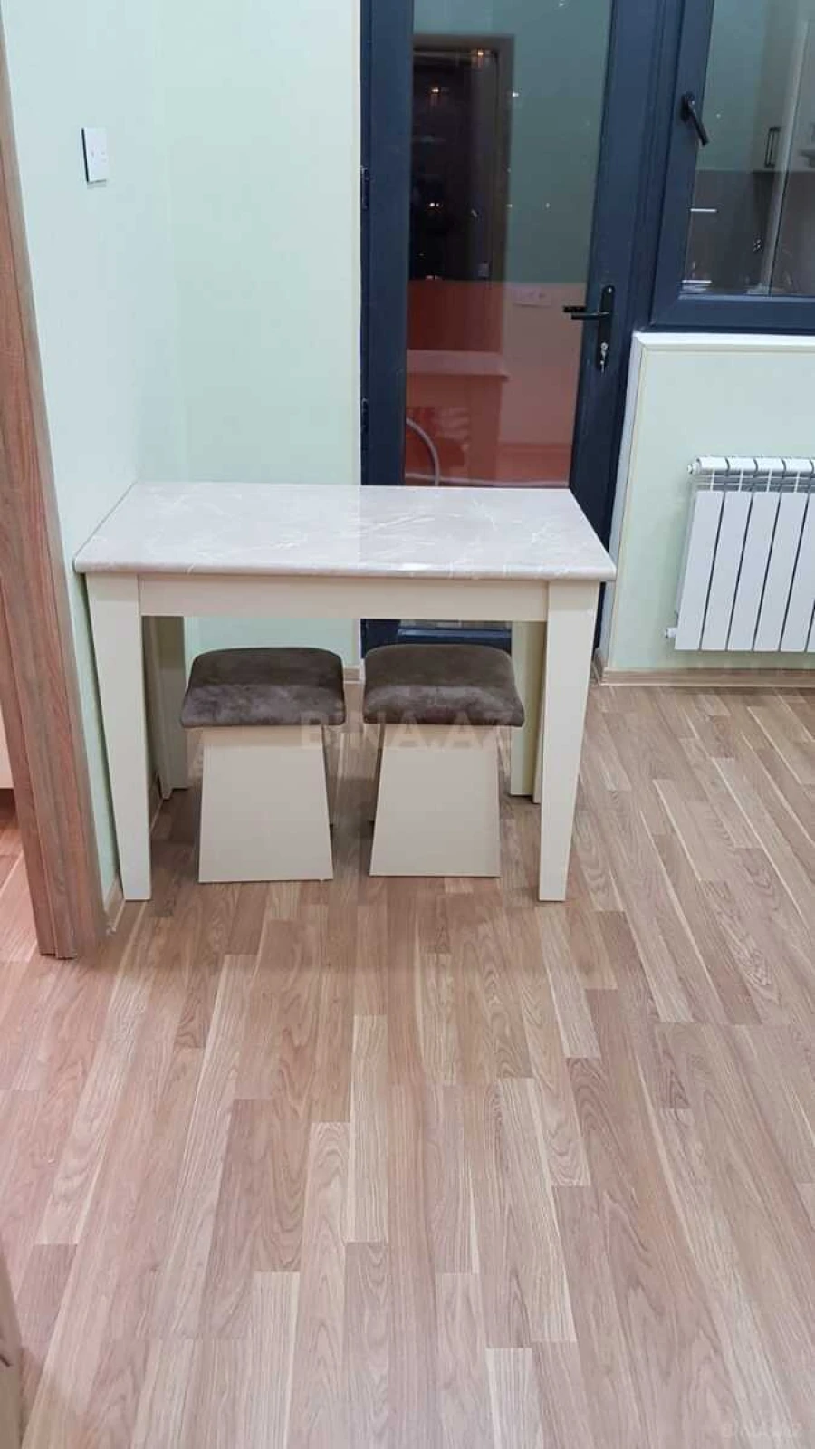 Kirayə verilir 2 otaqlı mənzil 60 m²