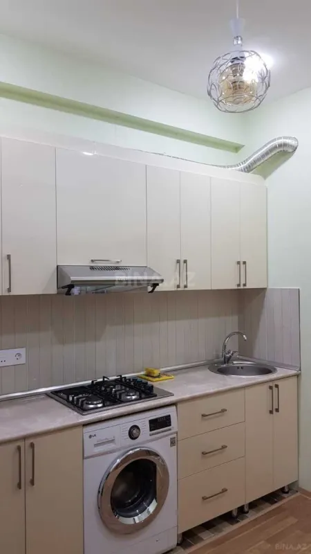 Kirayə verilir 2 otaqlı mənzil 60 m²