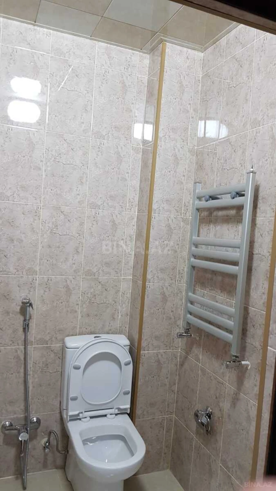 Kirayə verilir 2 otaqlı mənzil 60 m²