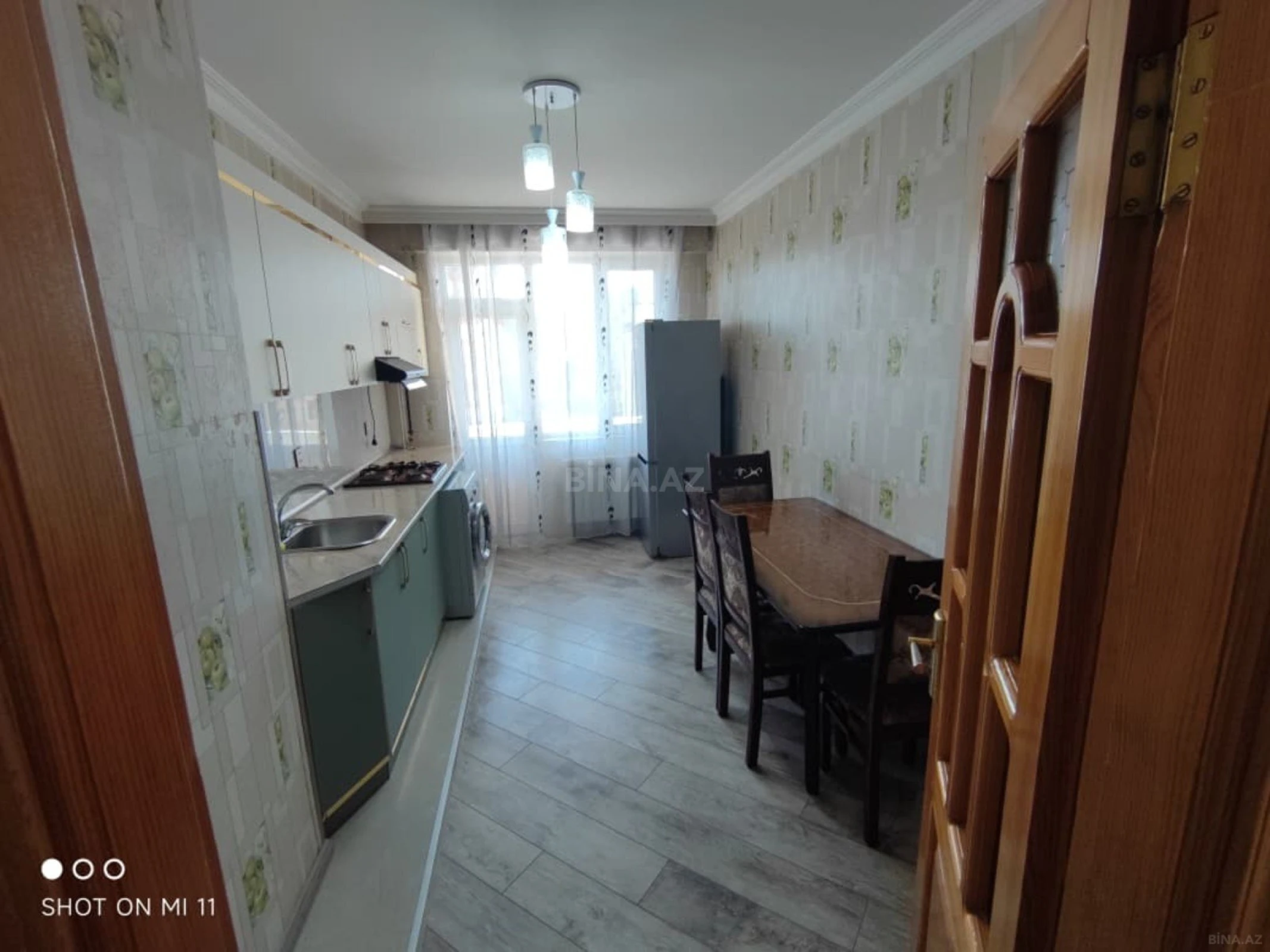 Kirayə verilir 3 otaqlı mənzil 110 m²