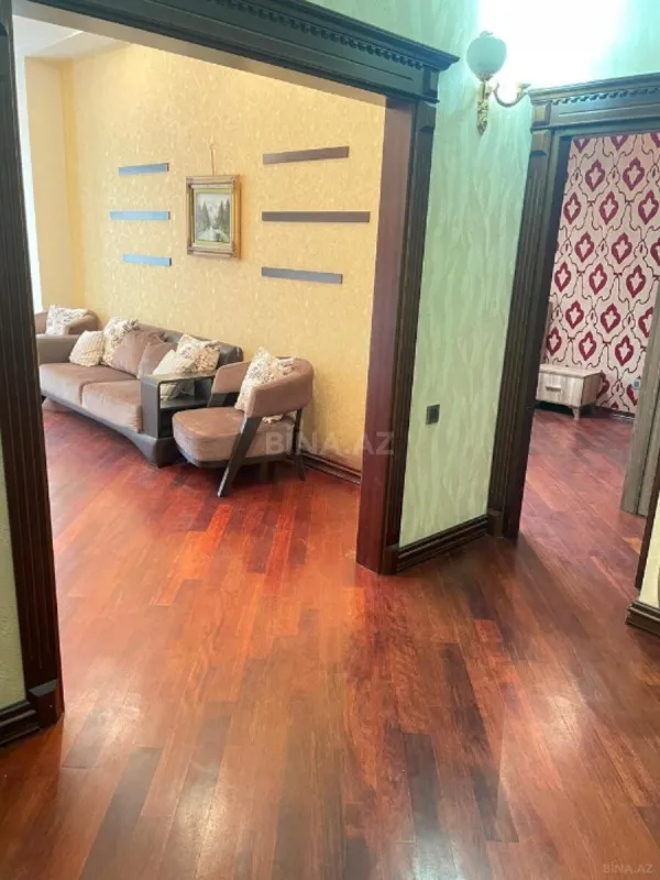 Satılır 2 otaqlı mənzil 80 m²