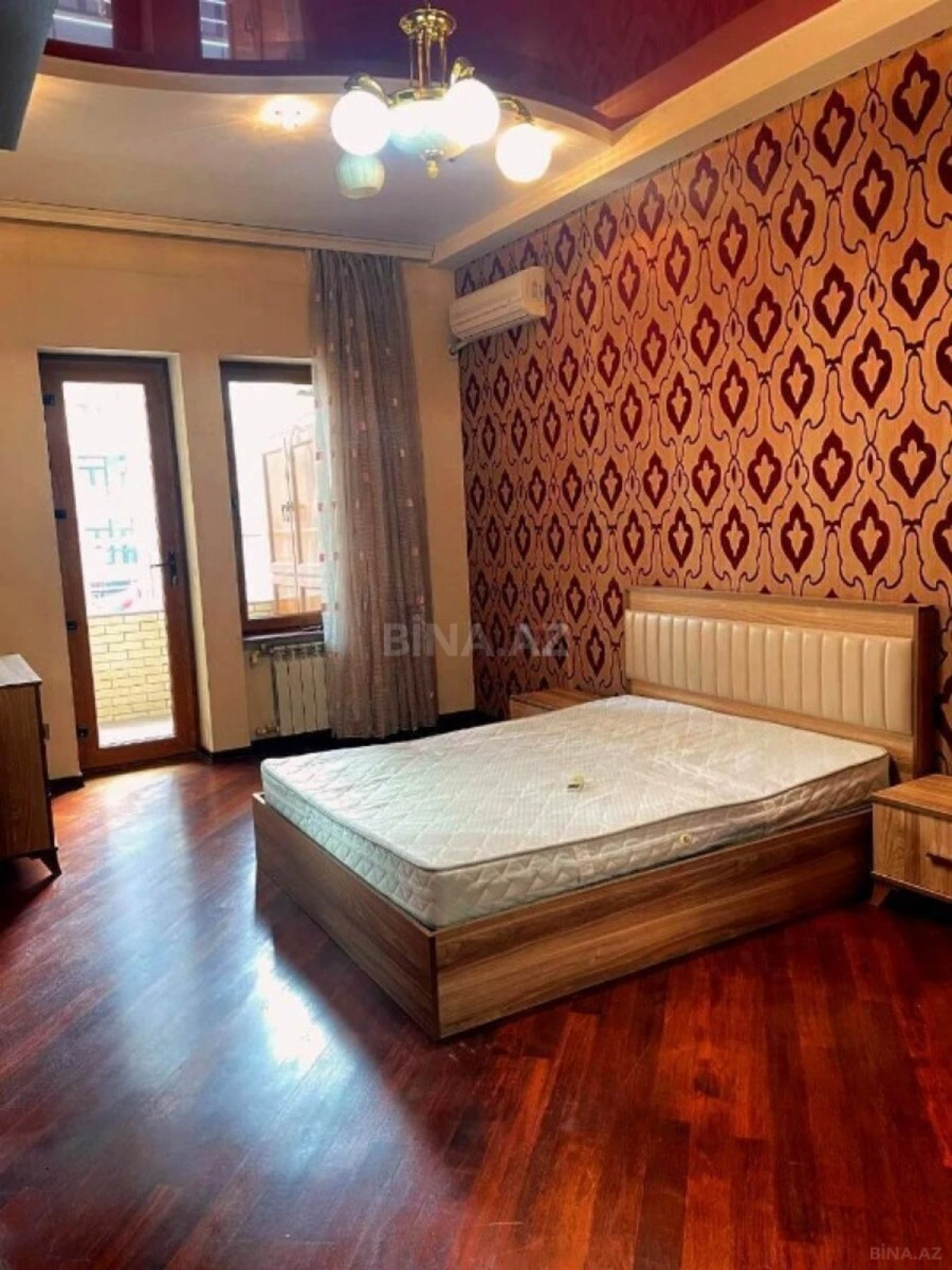 Satılır 2 otaqlı mənzil 80 m²