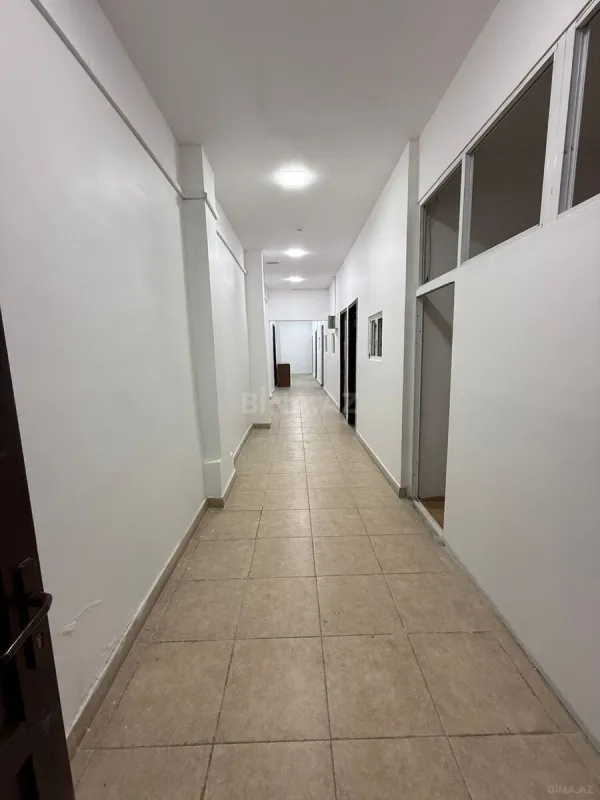 Satılır obyekt 560 m²