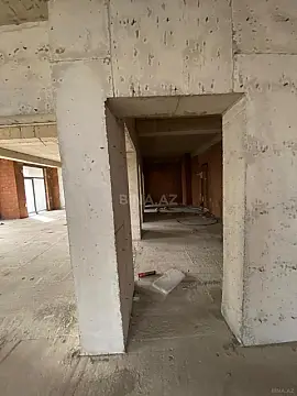 Satılır 4 otaqlı mənzil 195 m²