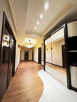 Kirayə verilir 3 otaqlı mənzil 165 m²