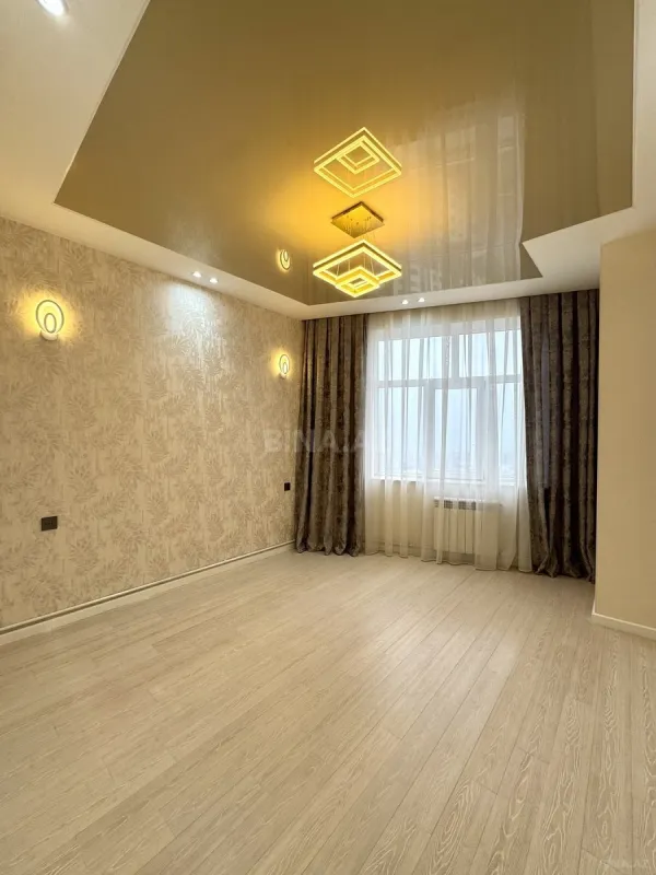 Satılır 2 otaqlı mənzil 62 m²