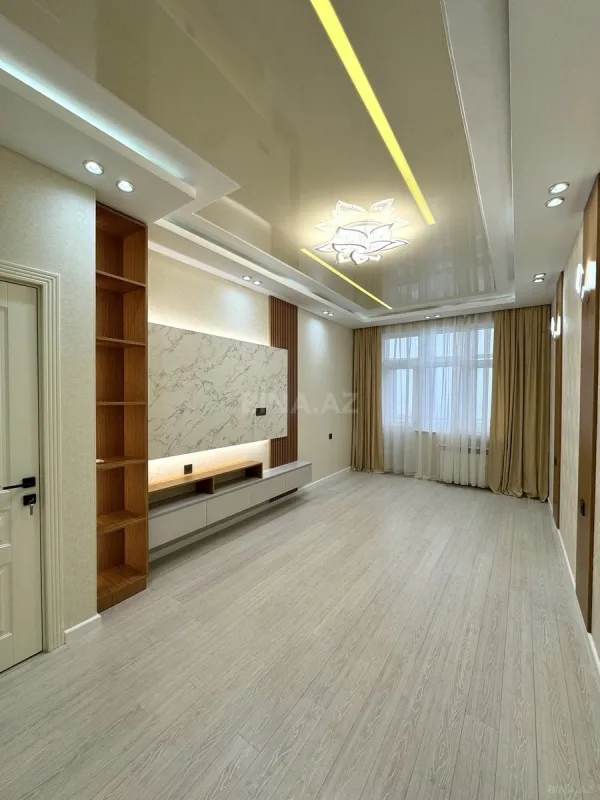 Satılır 2 otaqlı mənzil 62 m²