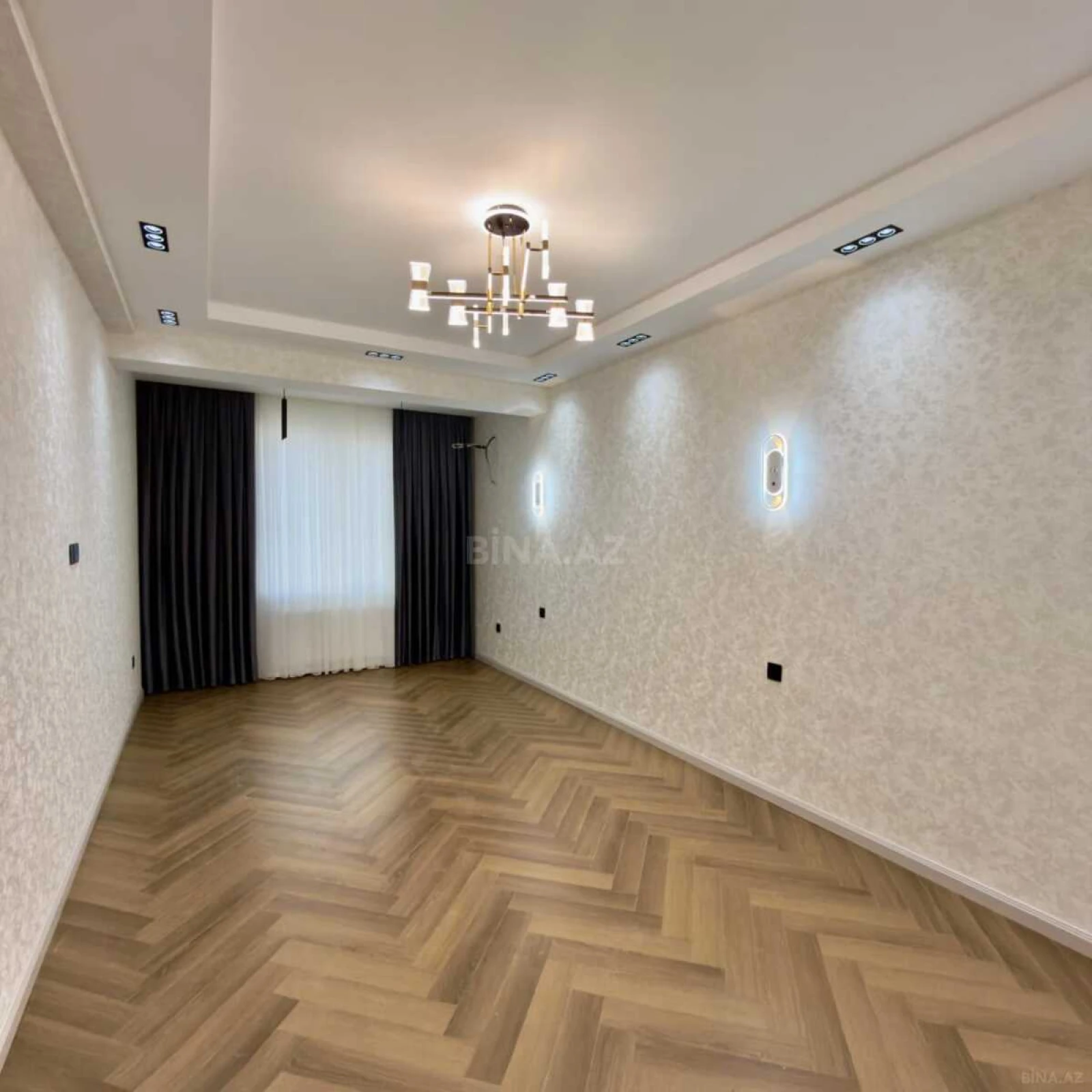 Satılır 2 otaqlı mənzil 79 m²