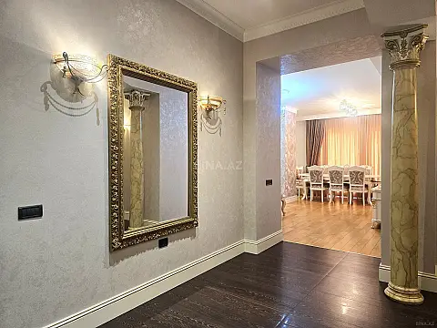 Satılır 4 otaqlı mənzil 200 m² — Bakı, Sahil qəs. 4 otaq 200.00 m²
