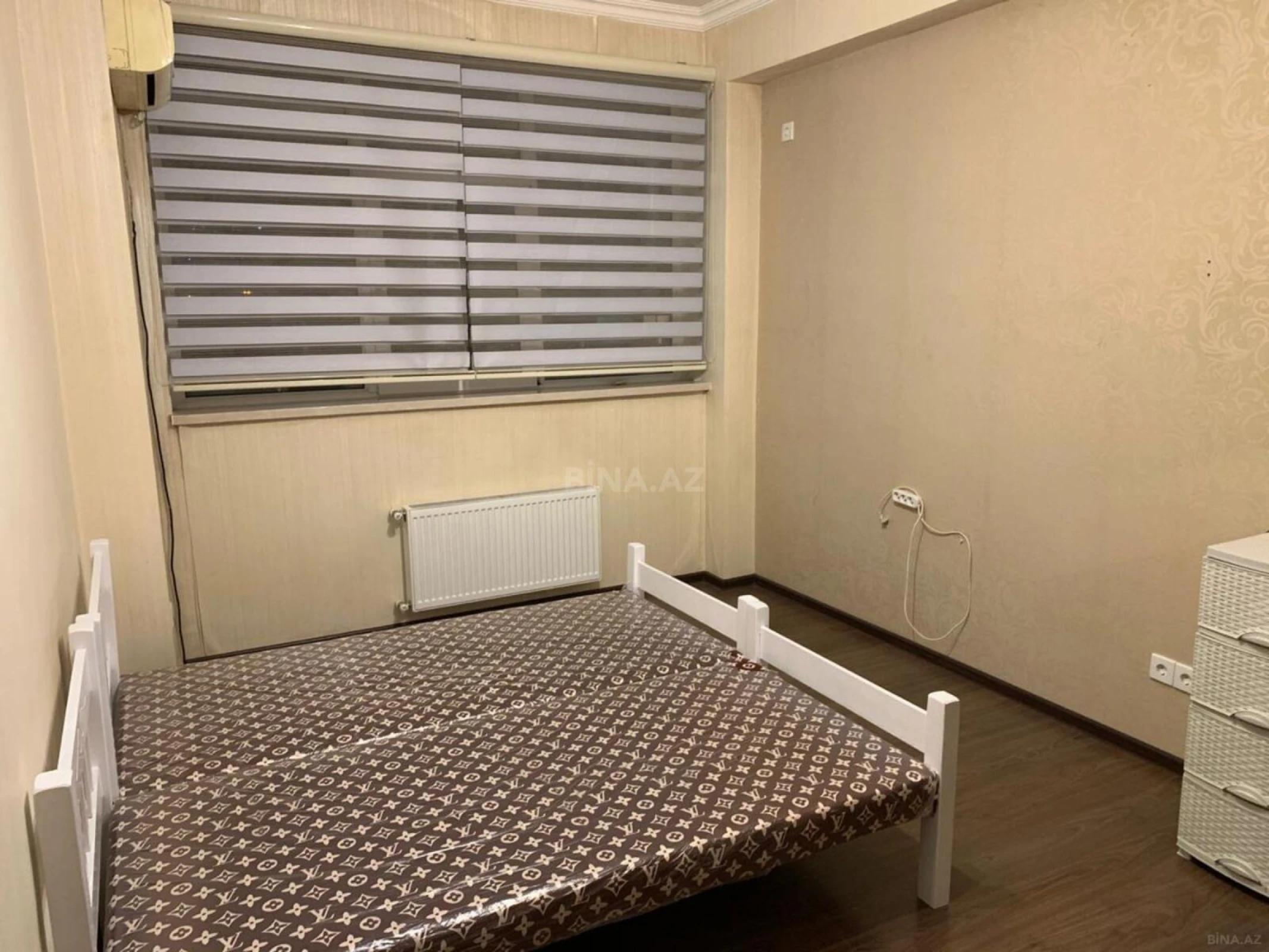 Satılır 1 otaqlı mənzil 35 m²