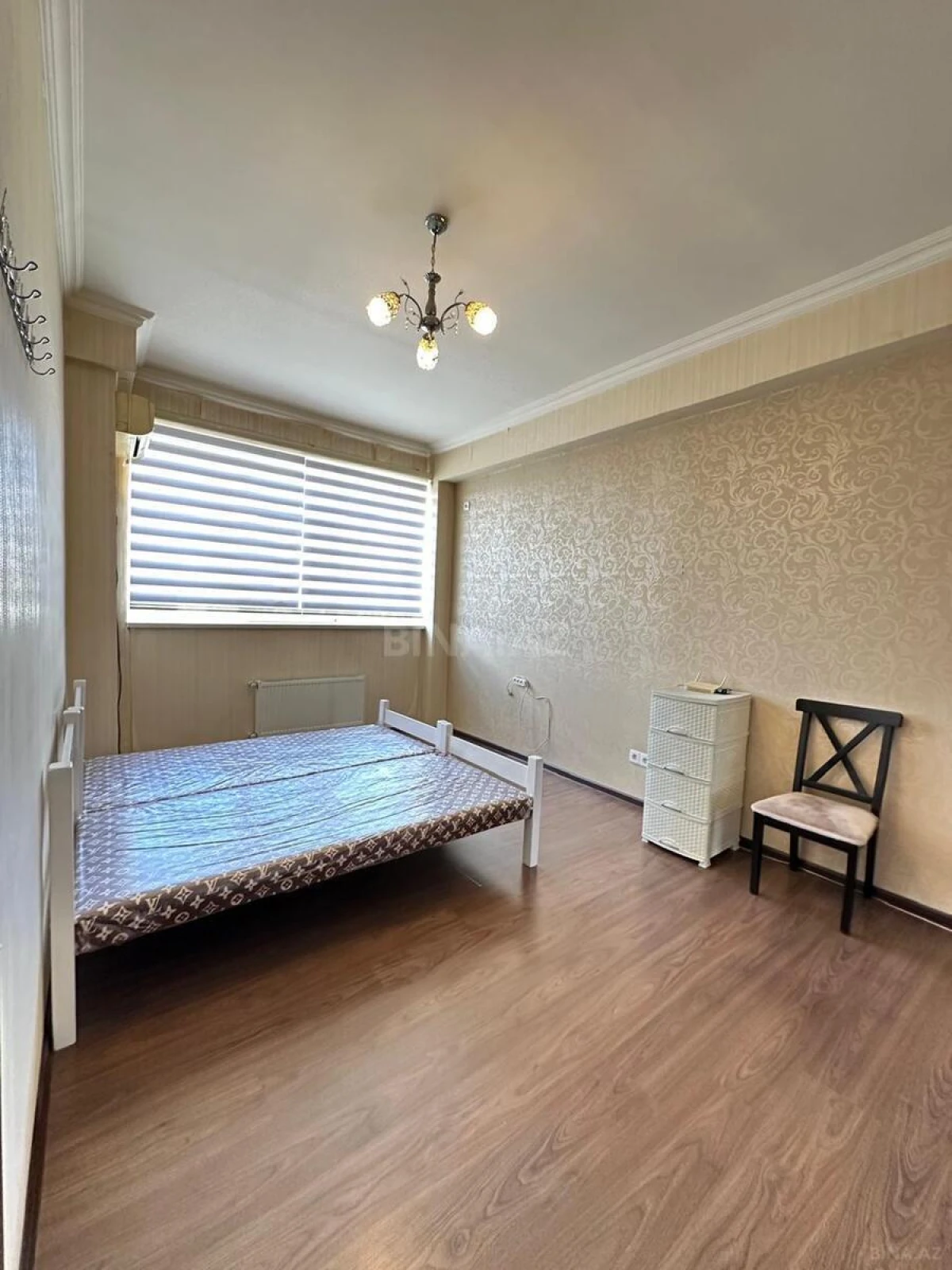 Satılır 1 otaqlı mənzil 35 m²