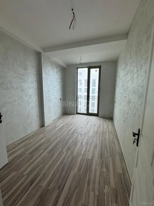 Satılır 3 otaqlı mənzil 101 m²