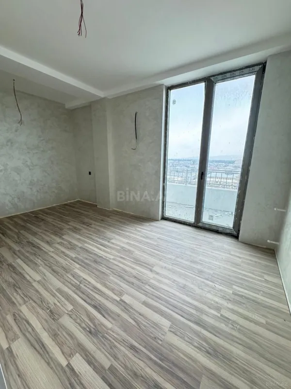 Satılır 3 otaqlı mənzil 101 m²