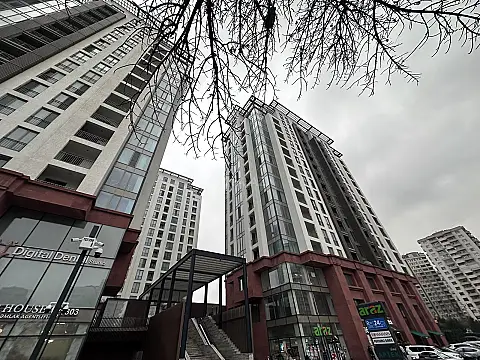 Satılır 3 otaqlı mənzil 101 m²