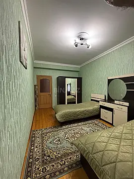 Satılır 3 otaqlı mənzil 120 m²
