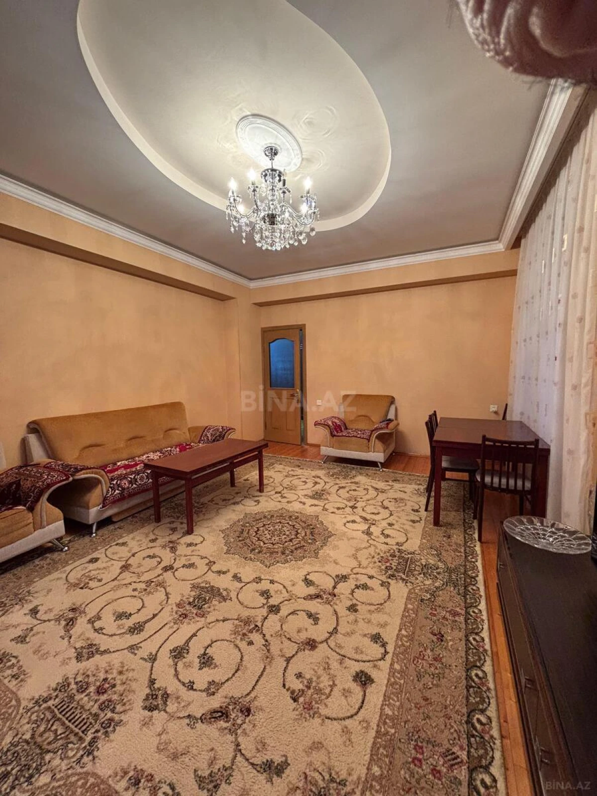 Satılır 3 otaqlı mənzil 120 m²