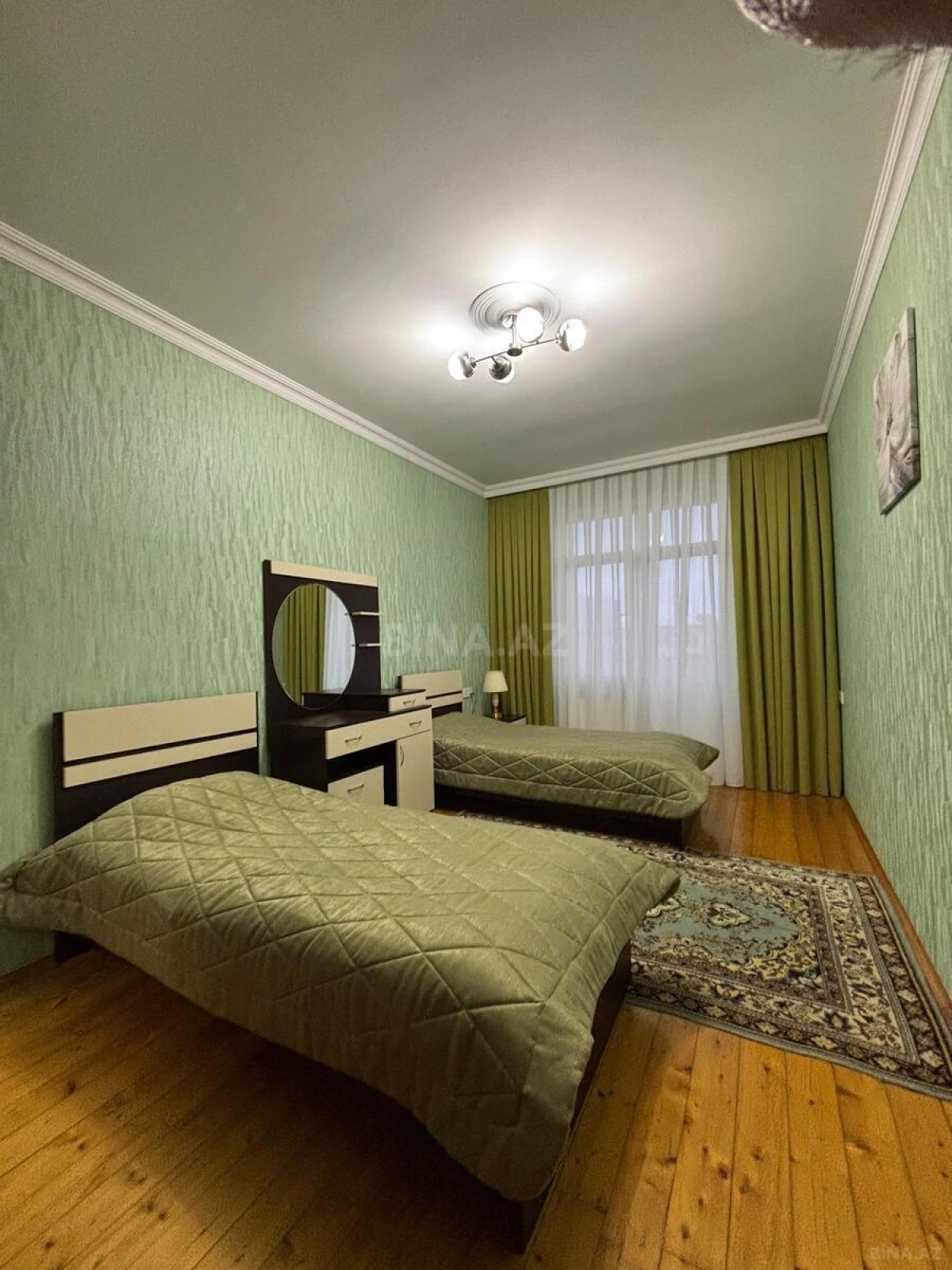 Satılır 3 otaqlı mənzil 120 m²