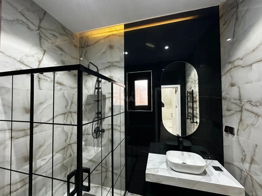 Satılır 4 otaqlı həyət evi 160 m²