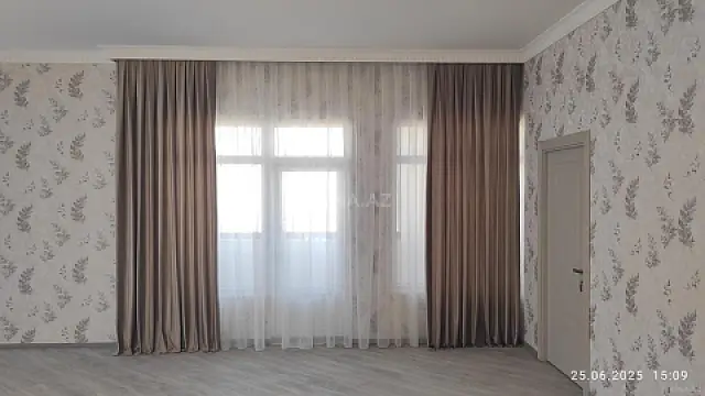 Satılır 3 otaqlı mənzil 135 m² — Bakı, Memar Əcəmi yanı 3 otaq 135.00 m²