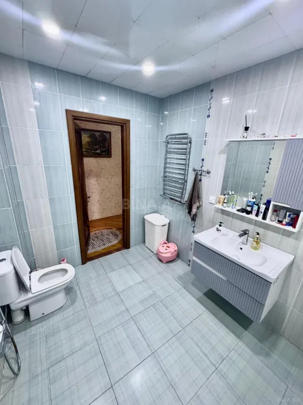 Satılır 3 otaqlı mənzil 150 m²