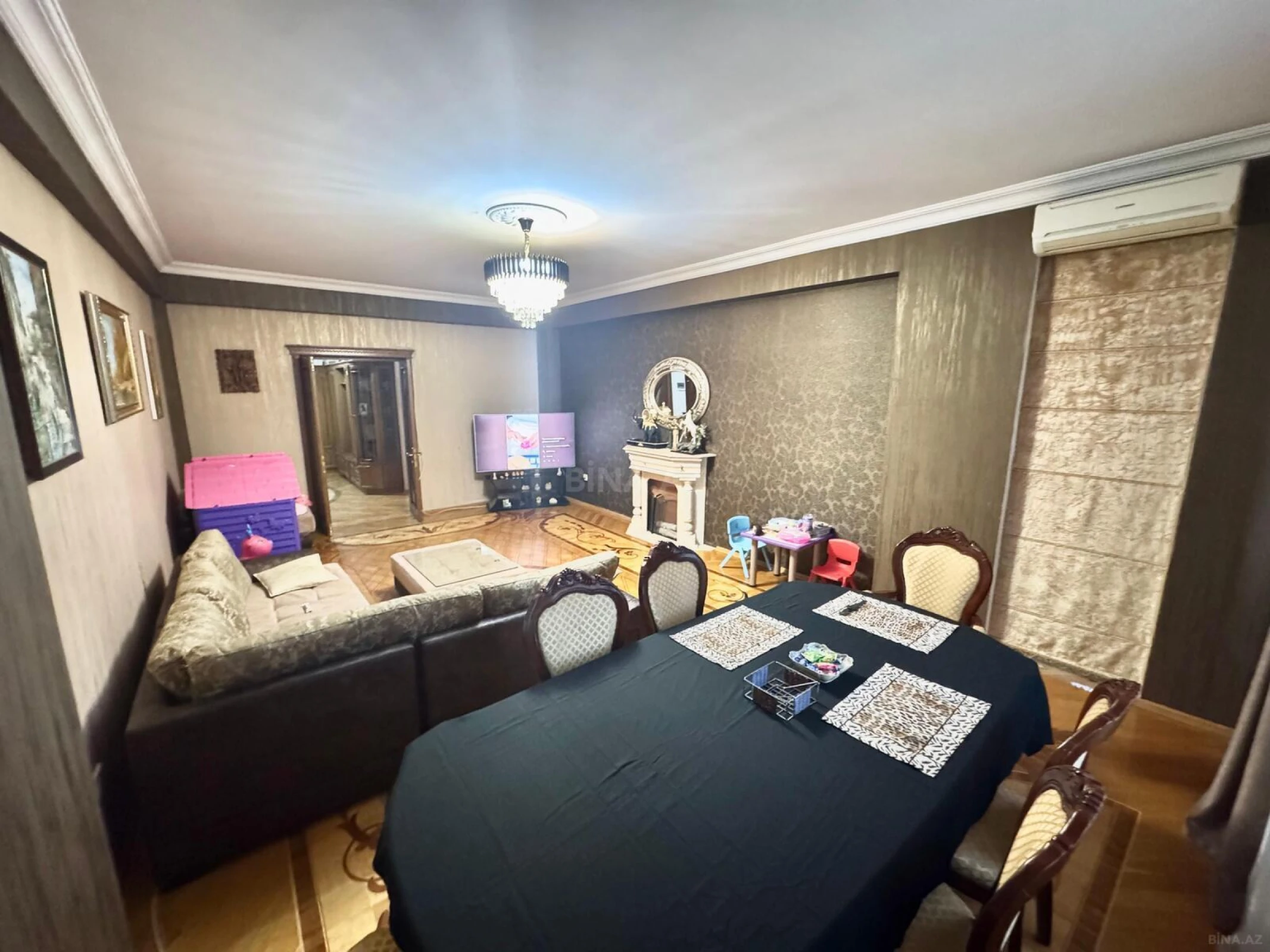 Satılır 3 otaqlı mənzil 150 m²