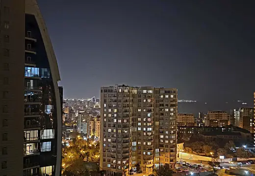 Satılır 3 otaqlı mənzil 150 m²