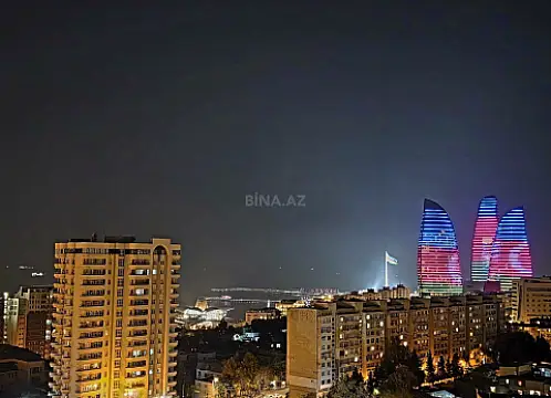 Satılır 3 otaqlı mənzil 150 m²