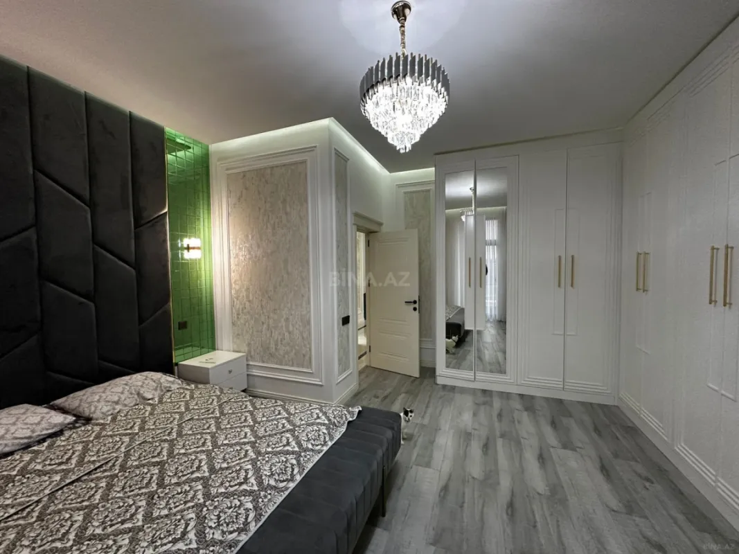 Satılır 4 otaqlı həyət evi 200 m²