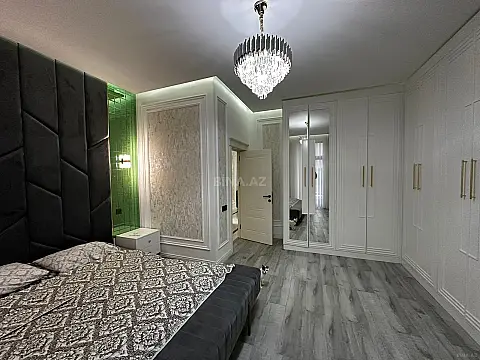 Satılır 4 otaqlı həyət evi 200 m²