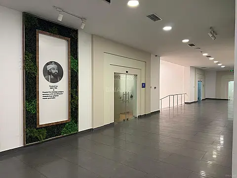 Kirayə verilir 1 otaqlı ofis 60 m²