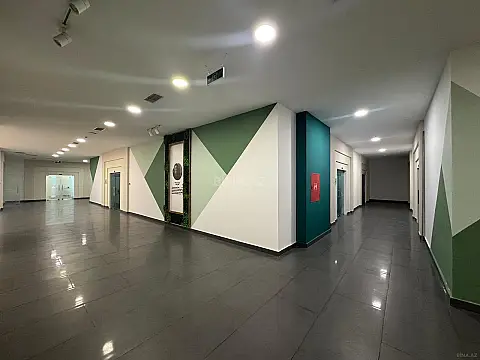 Kirayə verilir 1 otaqlı ofis 60 m²