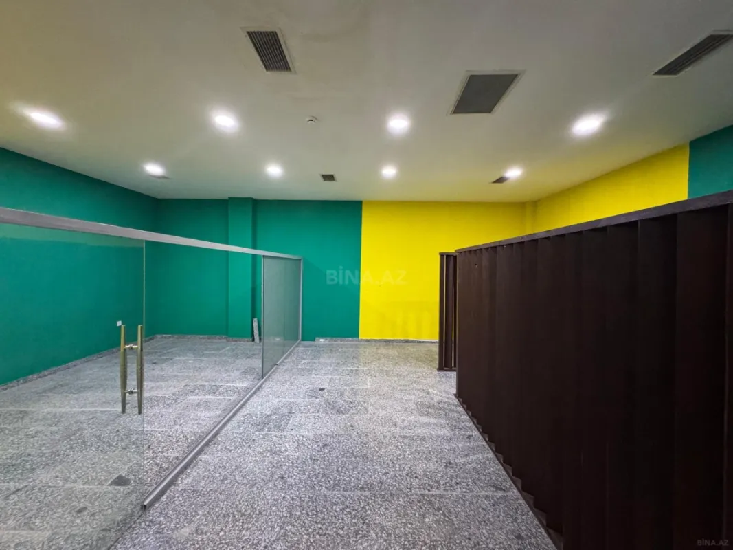 Kirayə verilir 1 otaqlı ofis 60 m²