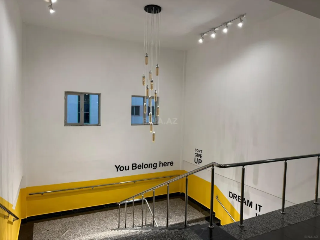 Kirayə verilir 1 otaqlı ofis 60 m²