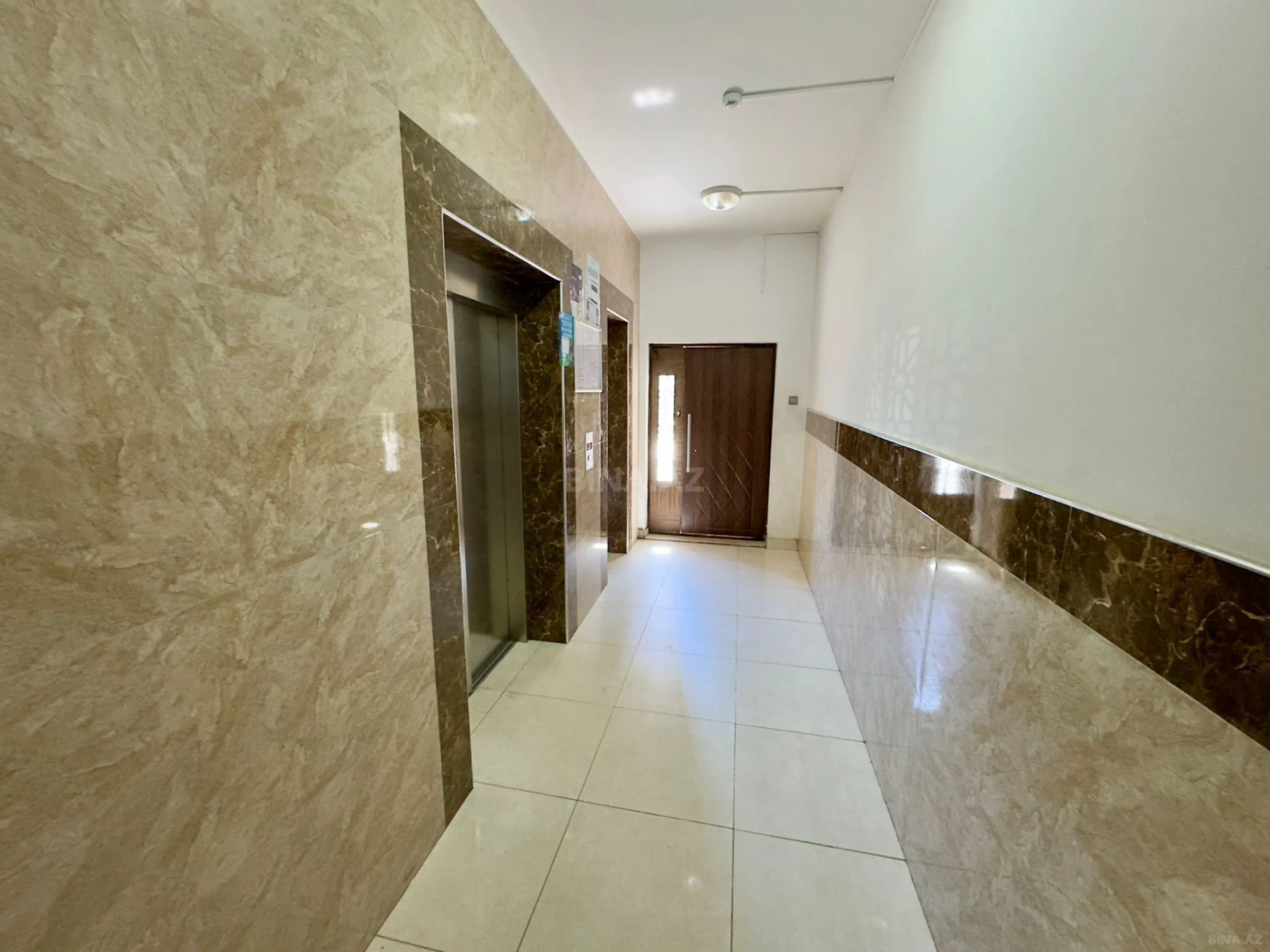 Satılır 3 otaqlı mənzil 120 m²