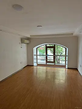 Kirayə verilir obyekt 33 m²