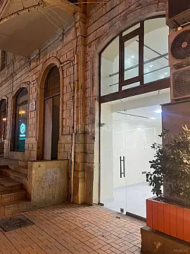Kirayə verilir obyekt 33 m² — Bakı, İçərişəhər 33.00 m²