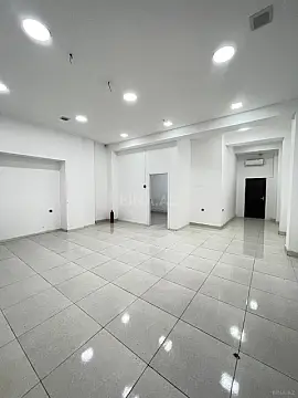 Kirayə verilir obyekt 150 m²