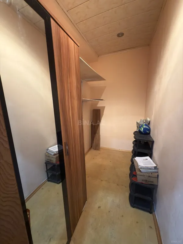 Satılır 2 otaqlı mənzil 76 m²