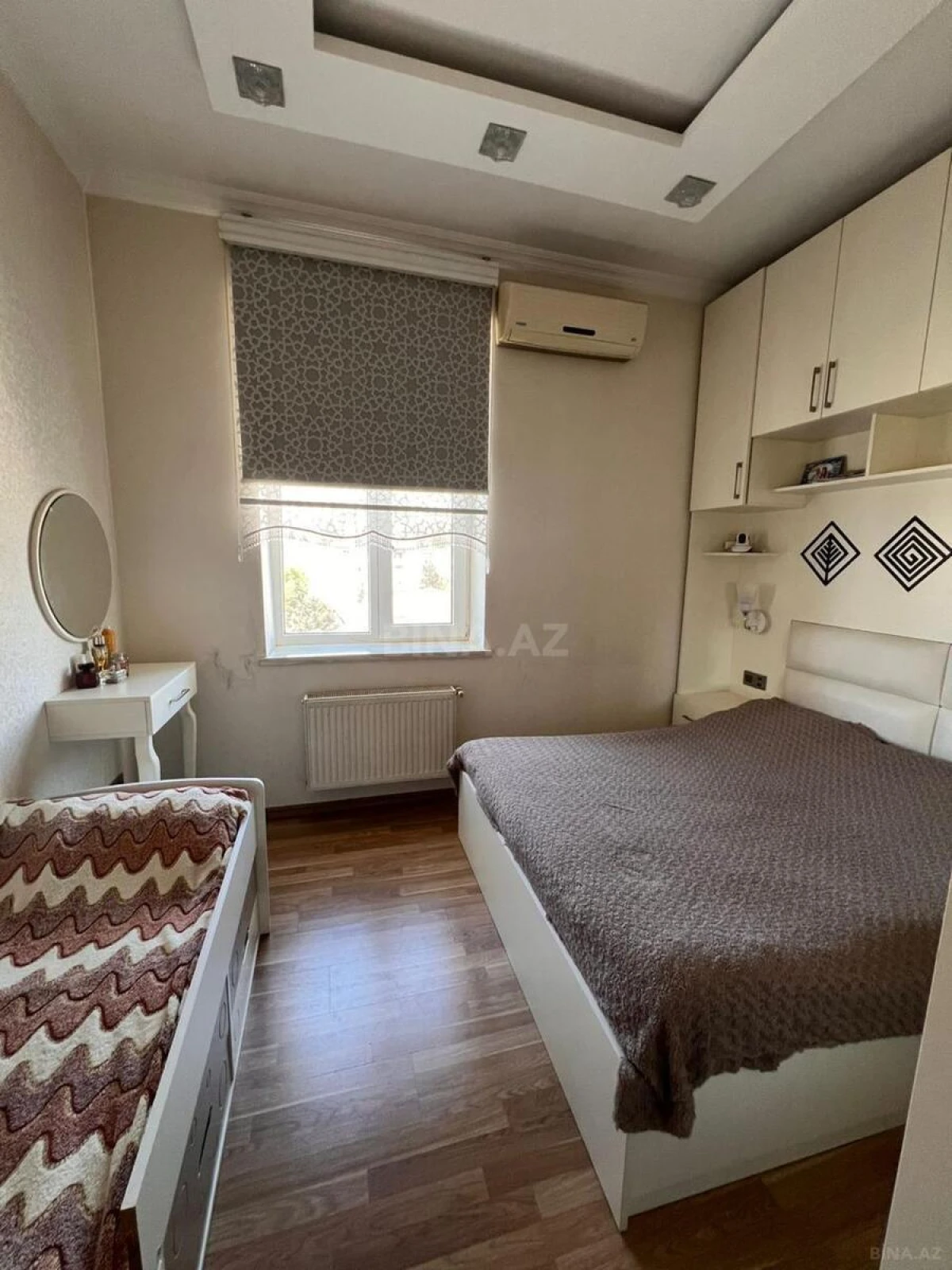 Satılır 3 otaqlı mənzil 98 m²