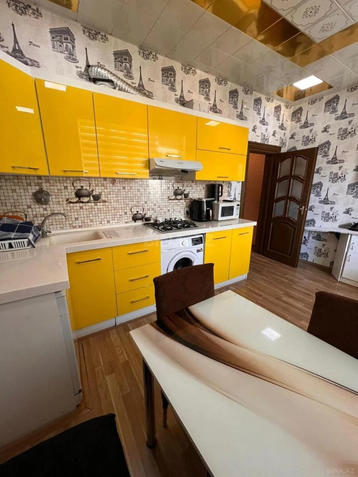 Satılır 3 otaqlı mənzil 98 m²