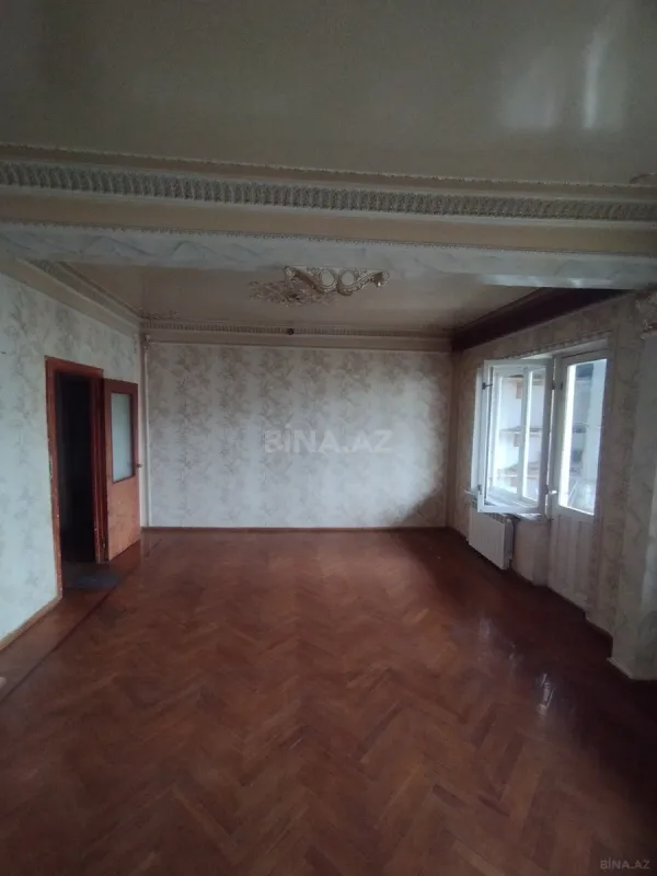 Kirayə verilir 4 otaqlı mənzil 120 m²