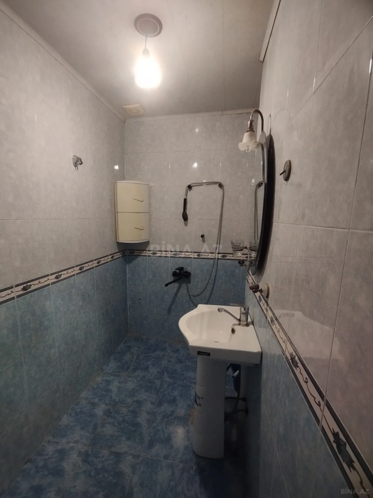 Kirayə verilir 4 otaqlı mənzil 120 m²