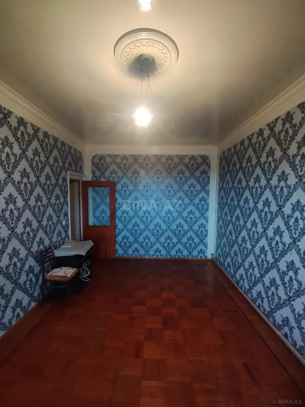 Kirayə verilir 4 otaqlı mənzil 120 m²