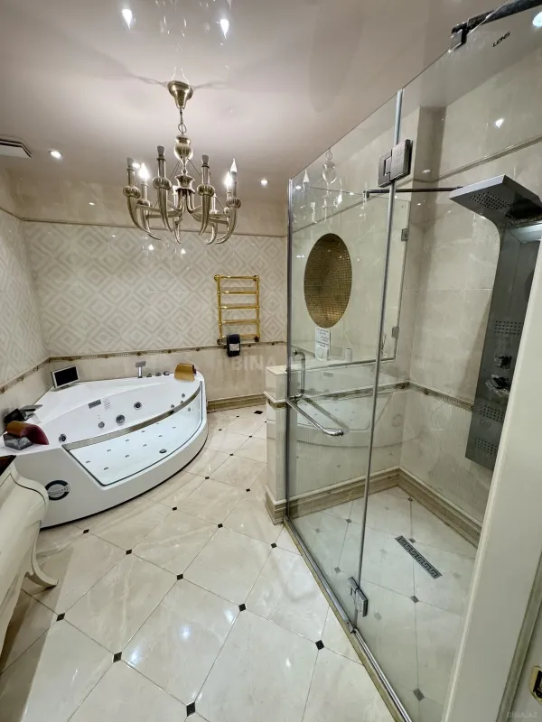 Kirayə verilir 4 otaqlı mənzil 250 m²