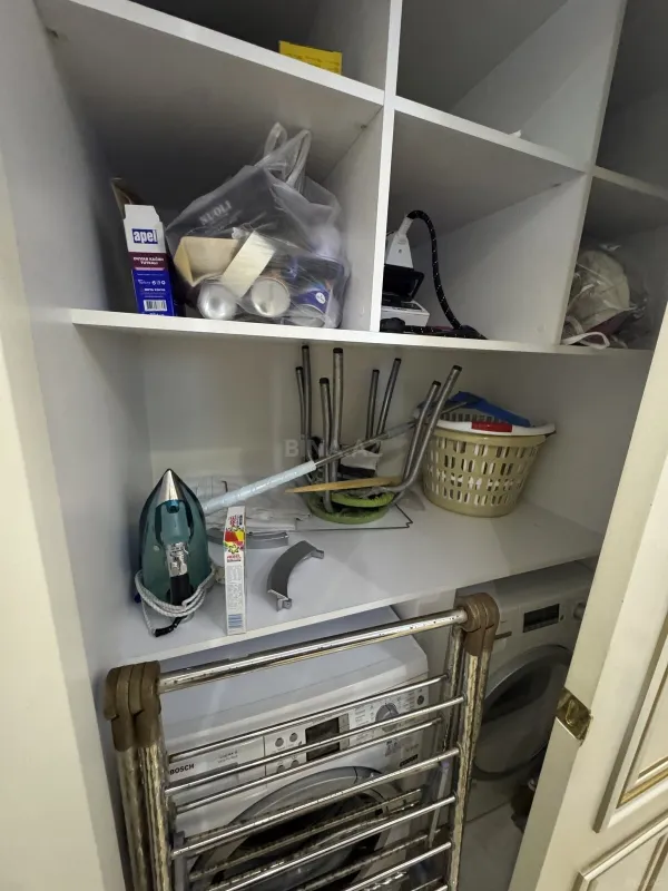 Kirayə verilir 4 otaqlı mənzil 250 m²