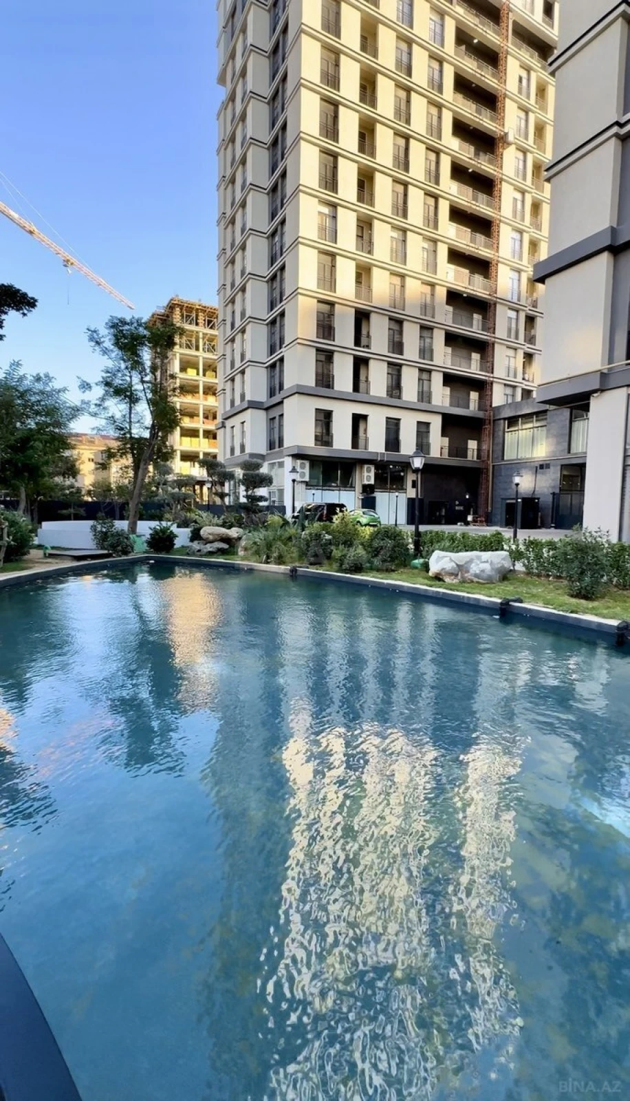 Satılır 2 otaqlı mənzil 90.5 m²